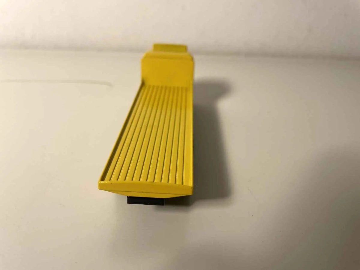 Camion plateau jaune (collection EFEL) - Echelle 1/76ème Bernard Miniatures