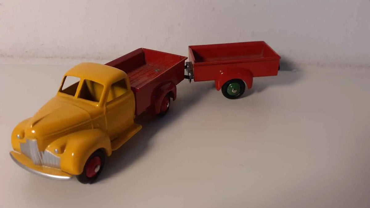 Camion rouge et cabine jaune avec remorque rouge Dinky-Toys (Editions Atlas) Bernard Miniatures