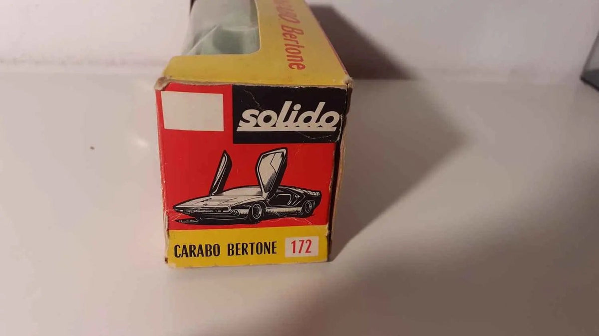 Carabo Bertone verte de 1968 (Solido) Bernard Miniatures