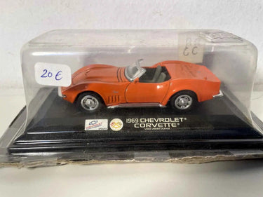 Chevrolet Corvette orange de 1969 (voiture américaine) Bernard Miniatures