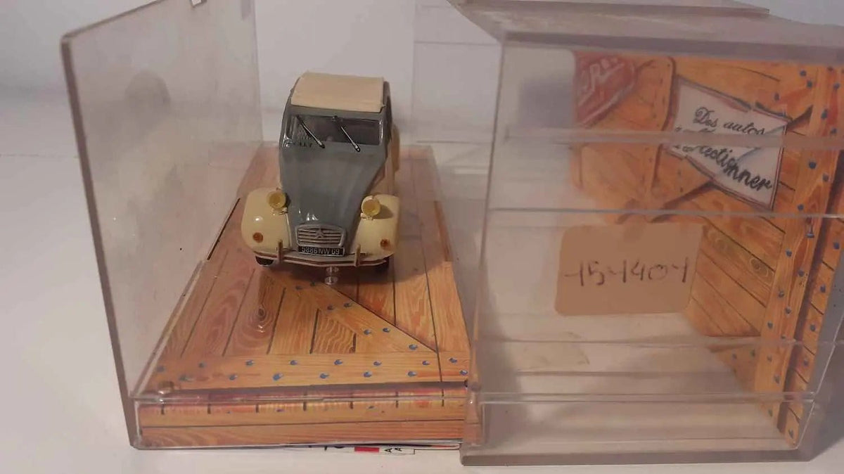 Citroën 2 CV Dolly beige et grise (Norev) Bernard Miniatures