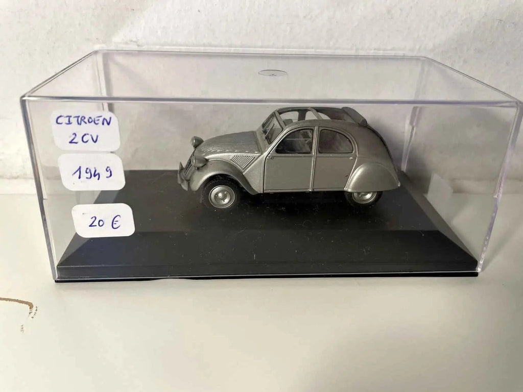 Citroën 2 CV grise de 1949 Bernard Miniatures