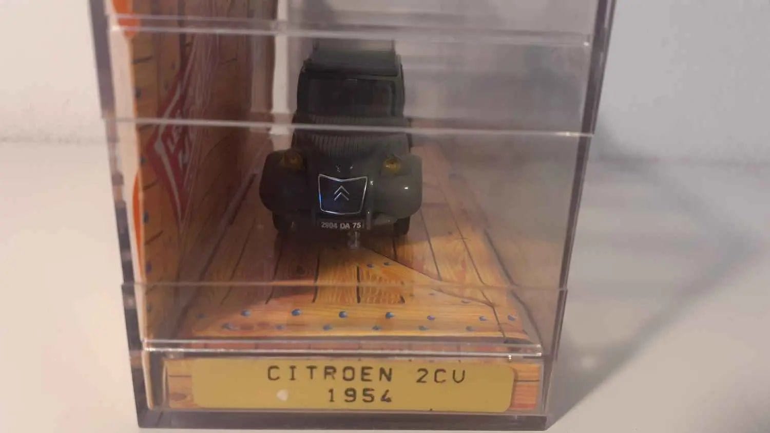 Citroën 2 CV grise de 1954 (Norev) Bernard Miniatures