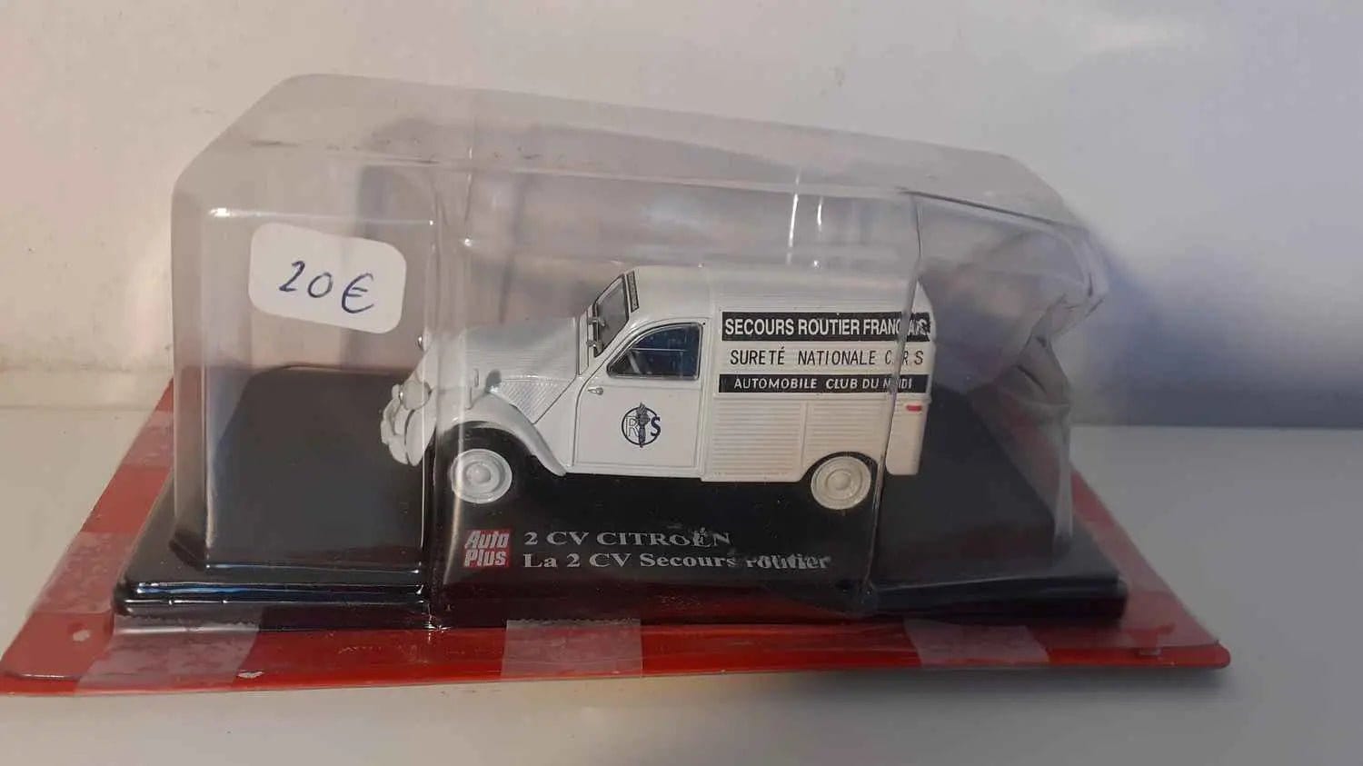 Citroën 2 CV secours routiers Bernard Miniatures