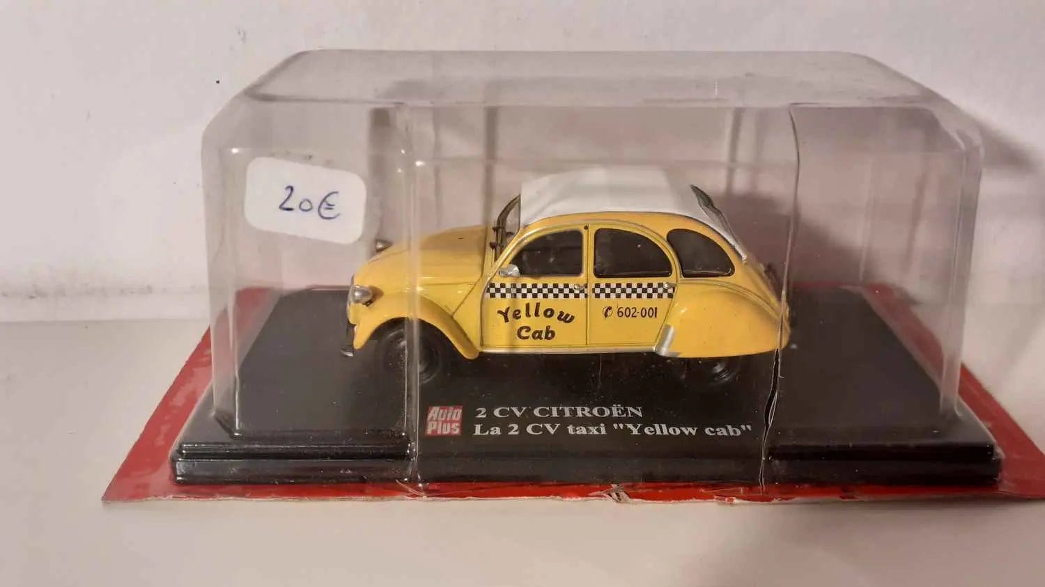 Citroën 2 CV taxi Yellow Cab Bernard Miniatures