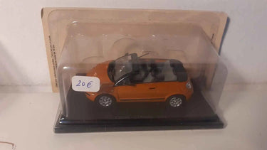 Citroën C3 Pluriel orange foncée/marron? de 2003 (blister) Bernard Miniatures