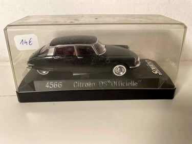 Citroën DS Officielle noire (Solido référence 4566) (boite plexi) Bernard Miniatures