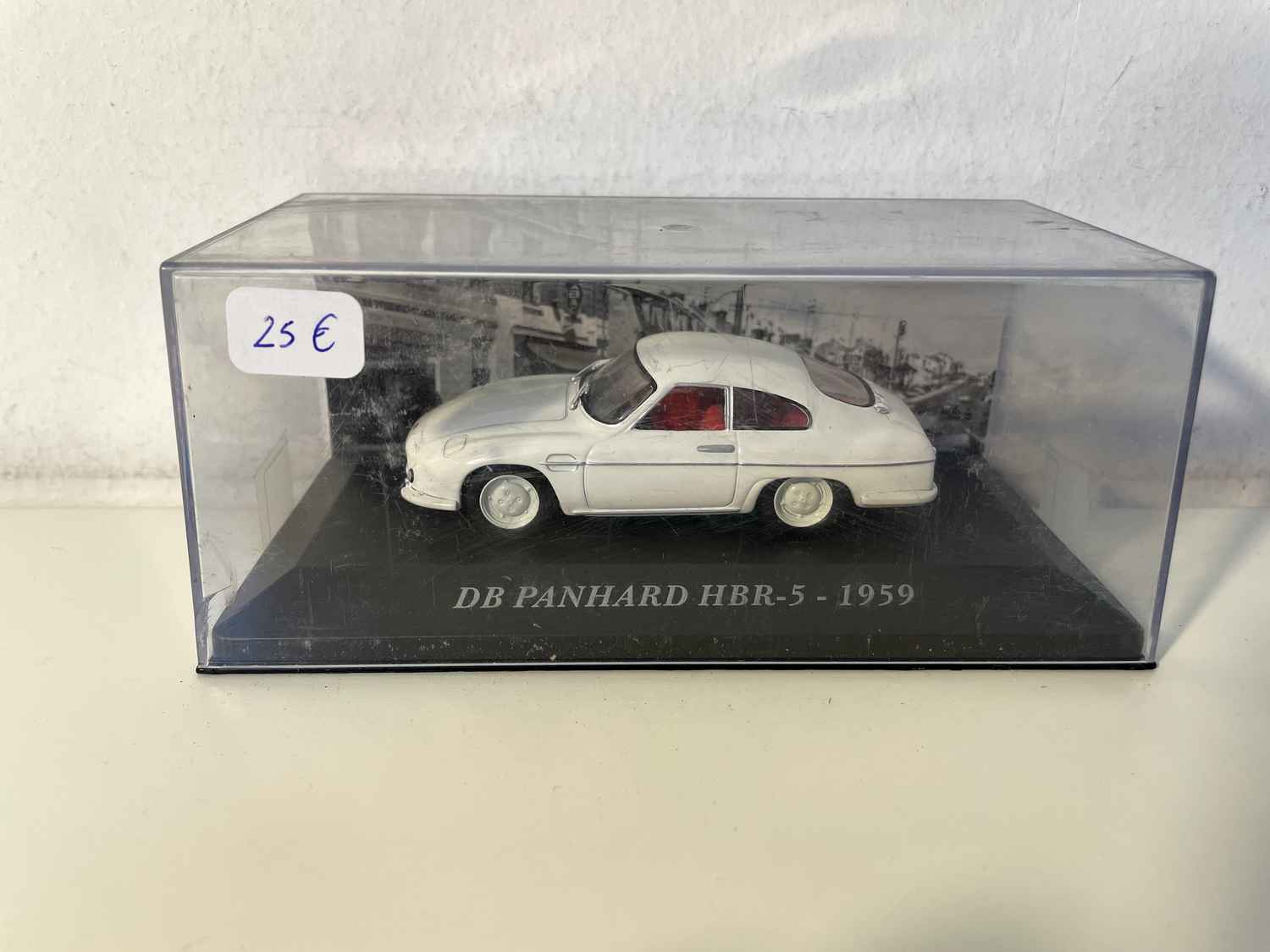 White DB Panhard HBR-5 from 1959 – 1/43 Scale Model Car | Buy a White DB Panhard HBR-5 from 1959 – 1/43 Scale Model Car | Buy a