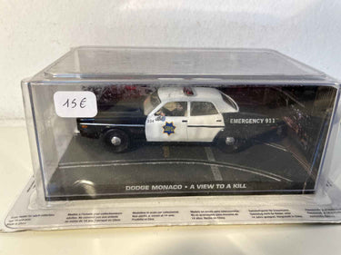 Dodge Monaco blanche et noire - JAMES BOND - DANGEREUSEMENT VOTRE Bernard Miniatures