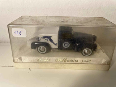 Dodge publicitaire bleu et blanc avec un dauphin (Solido référence 4423) Bernard Miniatures