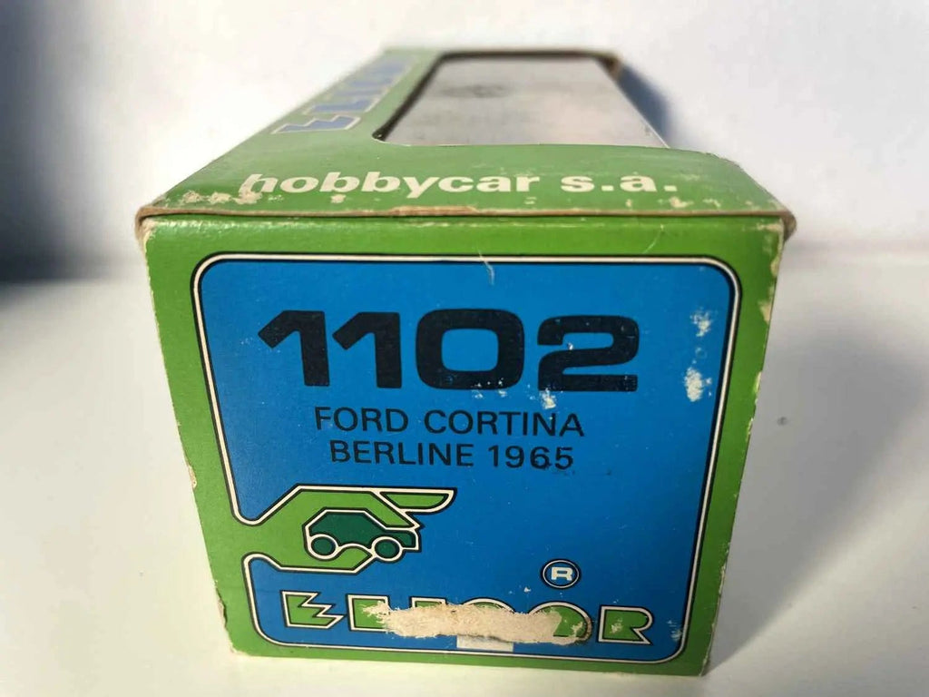 Ford Cortina berline noire de 1965 (Eligor) Bernard Miniatures