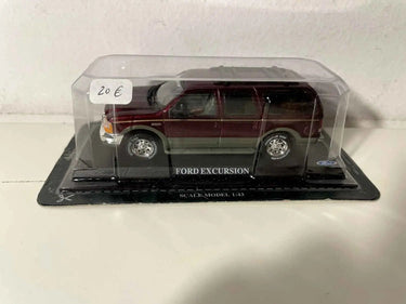 Ford Excursion bordeaux (Del Prado) Bernard Miniatures