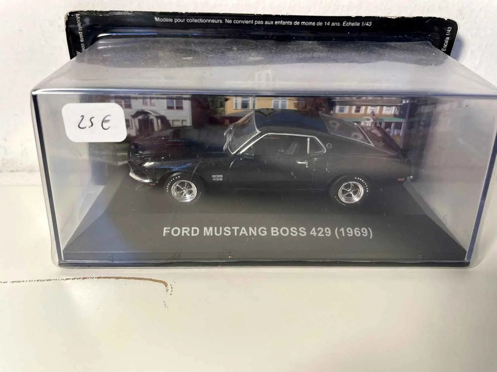 Ford Mustang Boss 429 noire de 1969 (voiture américaine) Bernard Miniatures