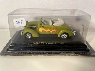 Ford V8 convertible verte de 1937 (voiture américaine) Bernard Miniatures