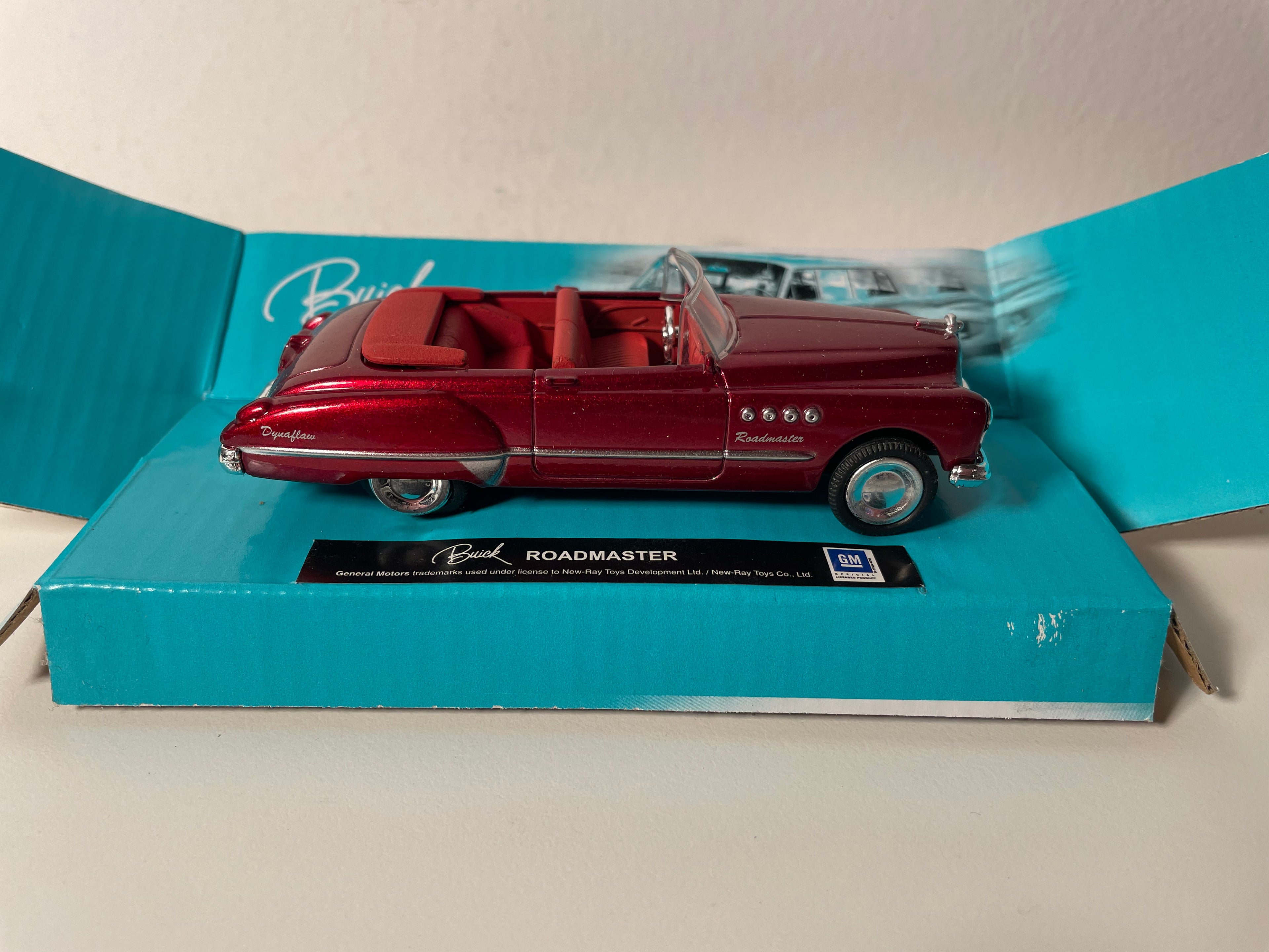 Dark Red/Burgundy Buick Roadmaster? - CITYCRUISER (American Car)
