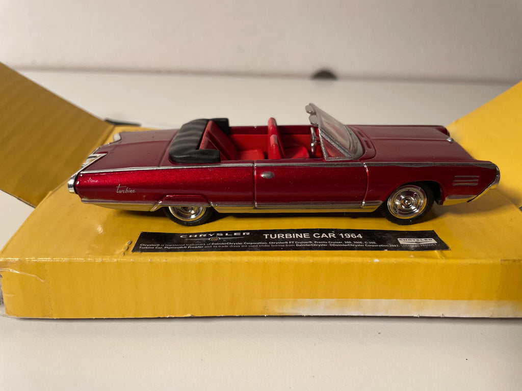 Chrysler Turbine Car roude/dunkelrot aus 1964 - CityCruiser (amerikanescht Auto)