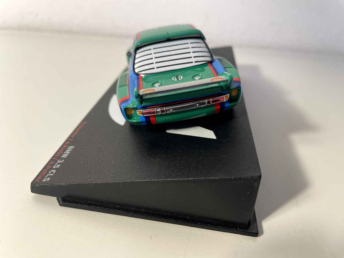 BMW 3.5 CLS verde, rojo y azul número 43 - 24 horas de Le Mans de 1976