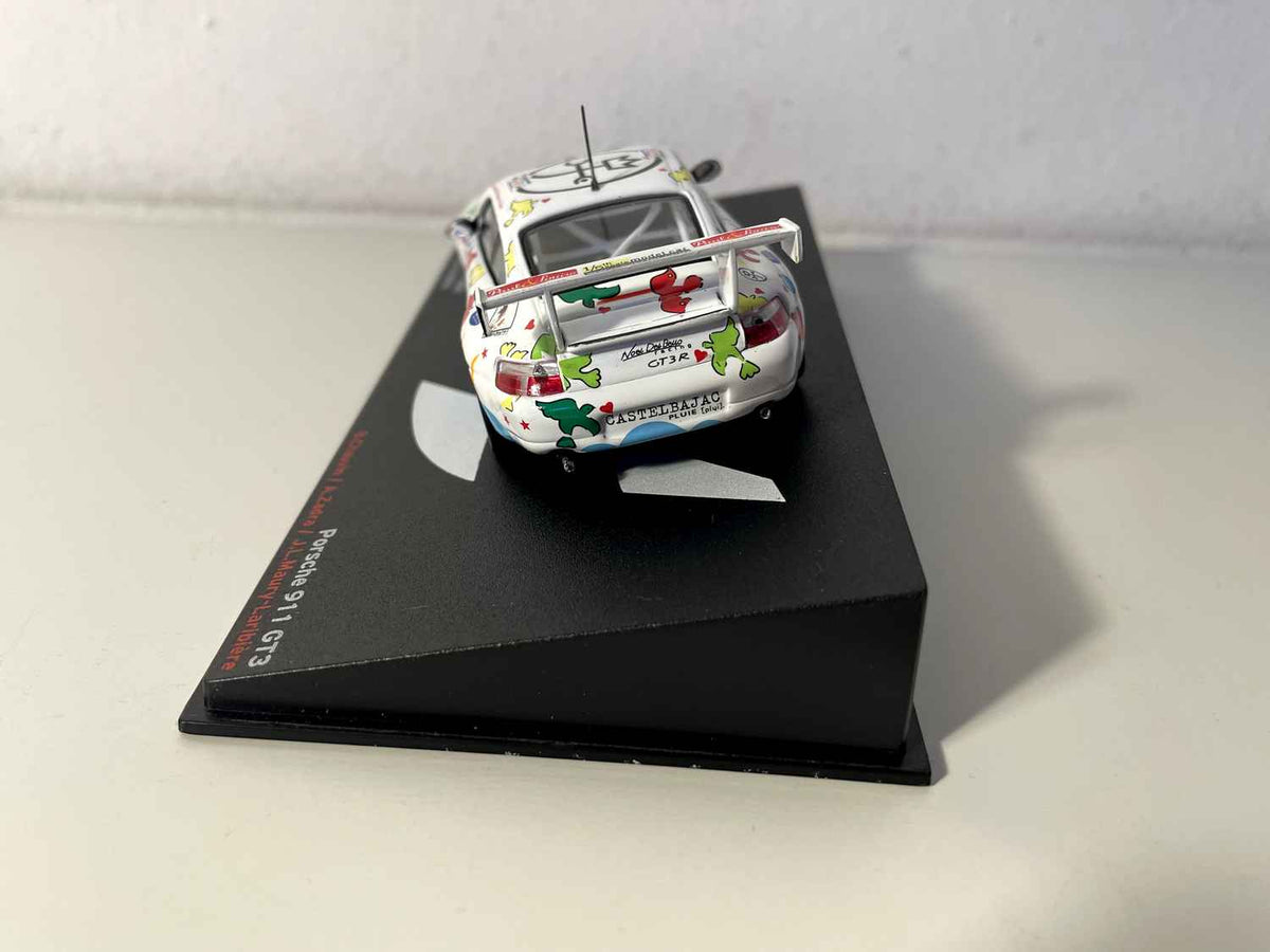 Porsche 911 GT3 blanca con decoración número 78 - 24 horas de Le Mans del 2000