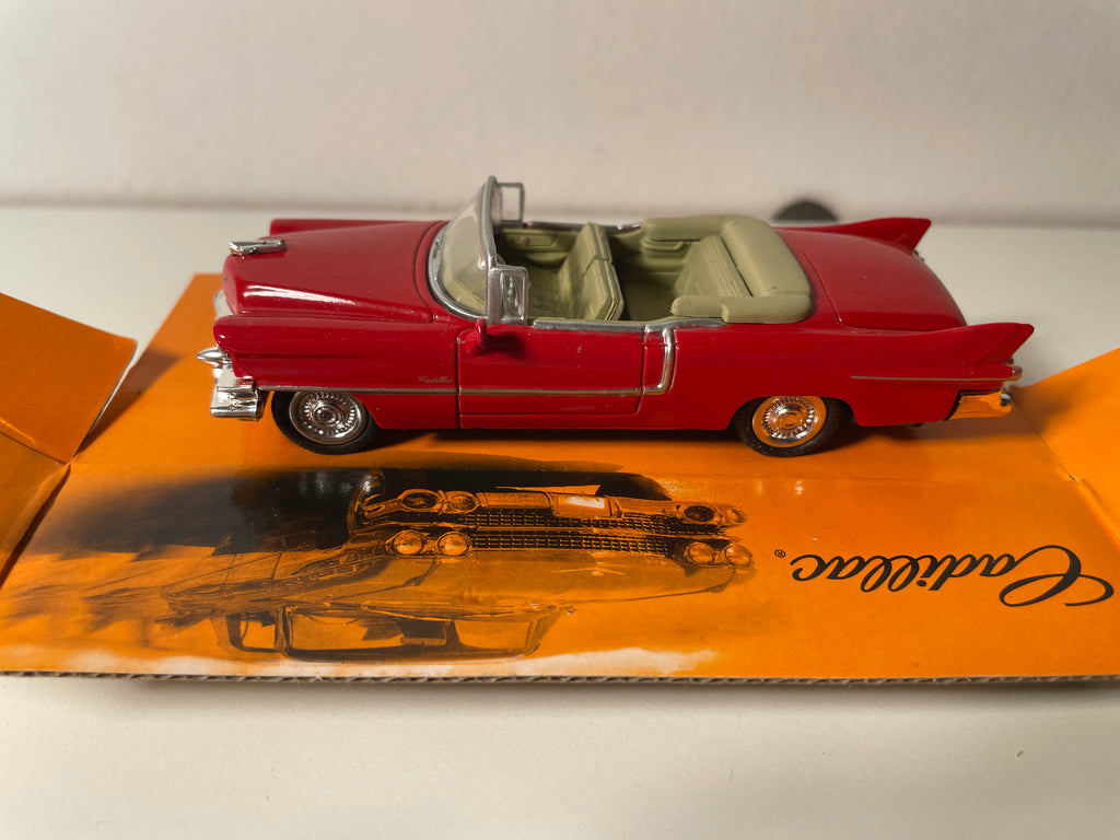 Cadillac Eldorado roude vum 1955 - CityCruiser (amerikaneschen Auto)