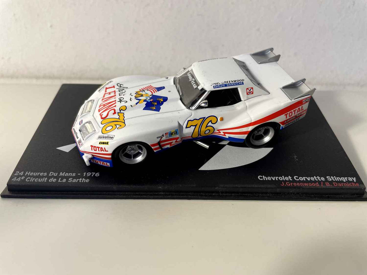 Chevrolet Corvette Stingray white number 76 - 24 Hours of Le Mans 1976