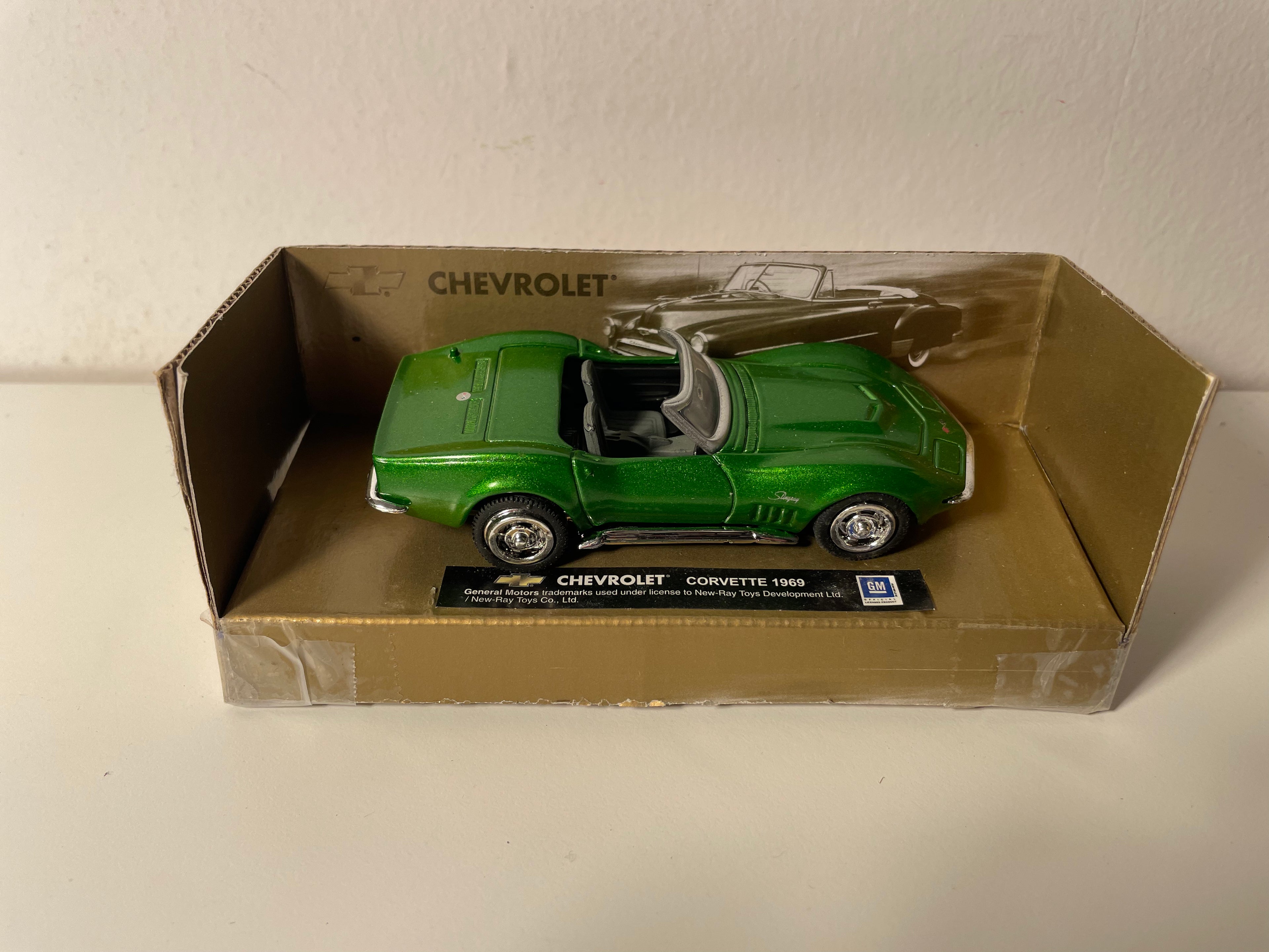 1969 Green Chevrolet Corvette - CityCruiser (American car)