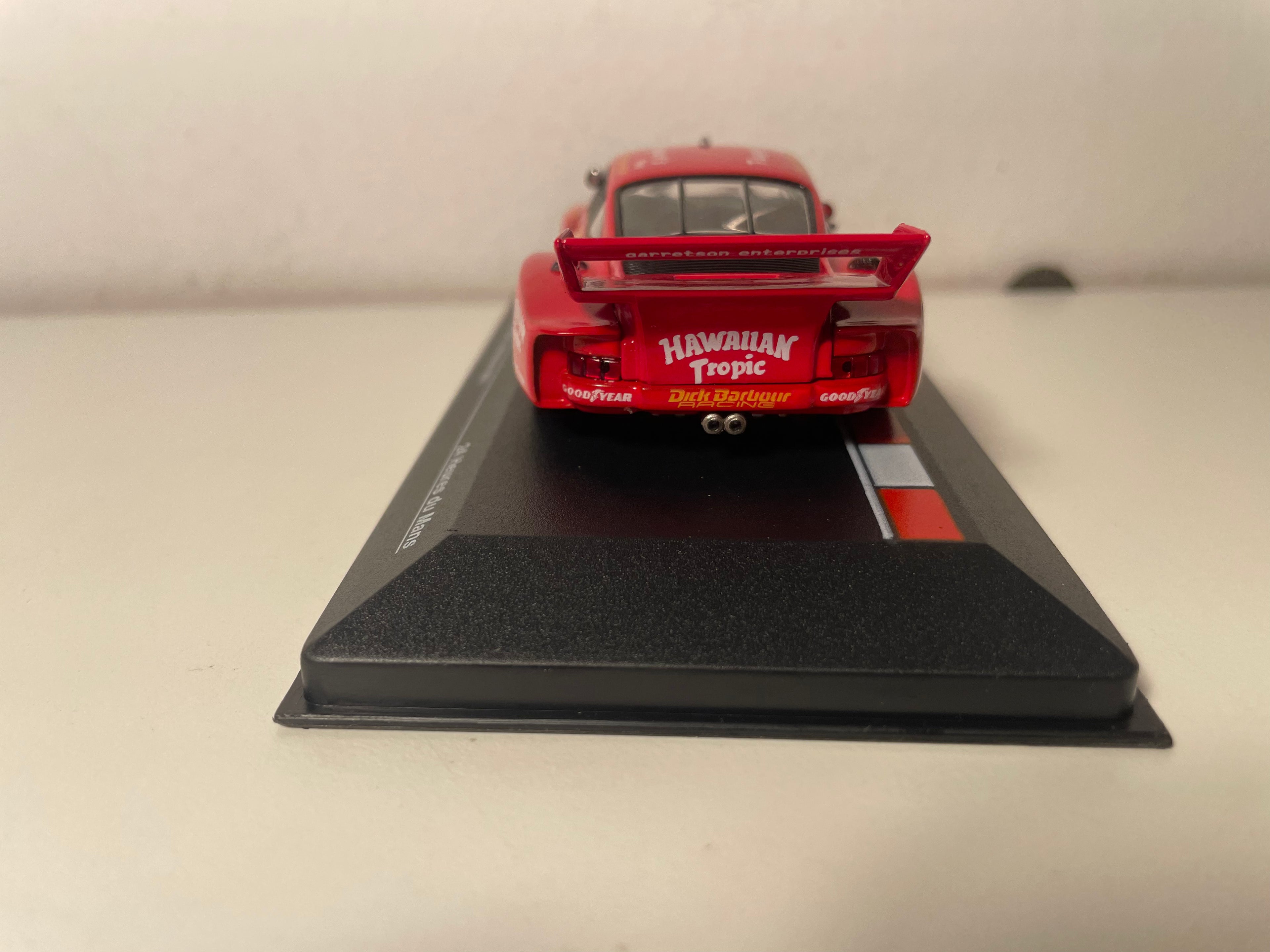 Porsche 935 rouge numéro 70 - 24 heures du Mans de 1979