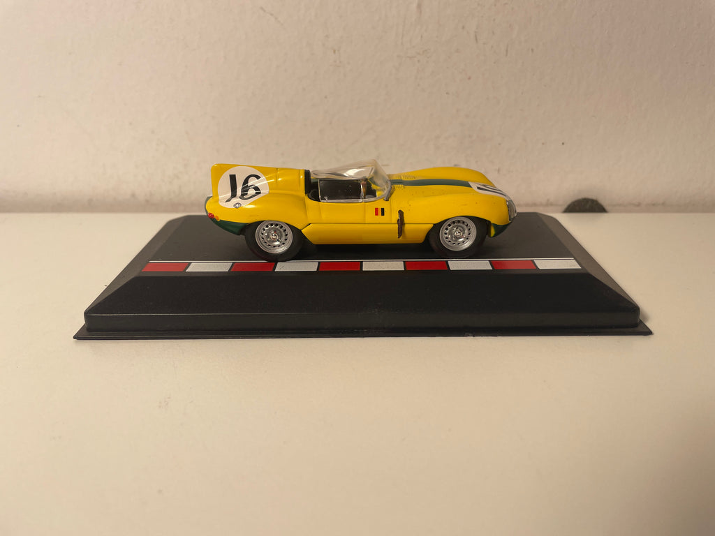Jaguar D gelb Nummer 16 - 24 Stunden von Le Mans 1957