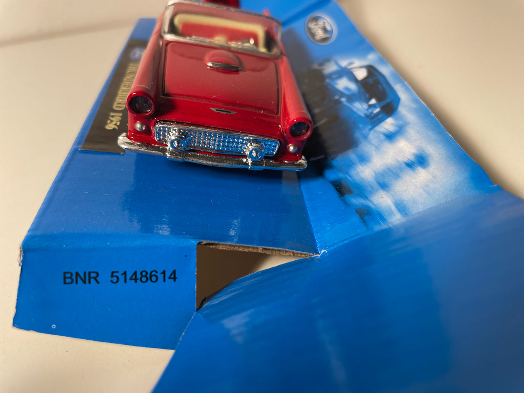 Roud Thunderbird vu 1956 - CityCruiser (amerikanesche Auto)