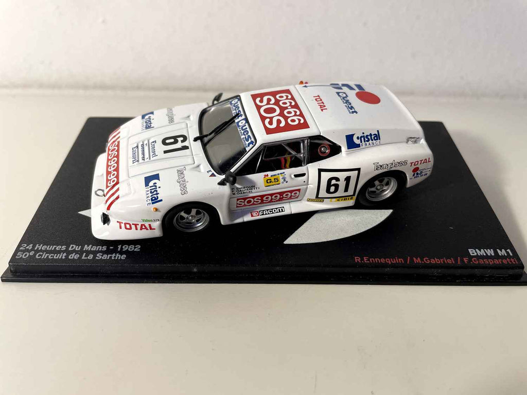 BMW M1 blanche numéro 61 - 24 heures du Mans de 1982