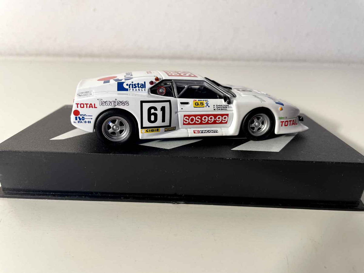 BMW M1 blanche numéro 61 - 24 heures du Mans de 1982