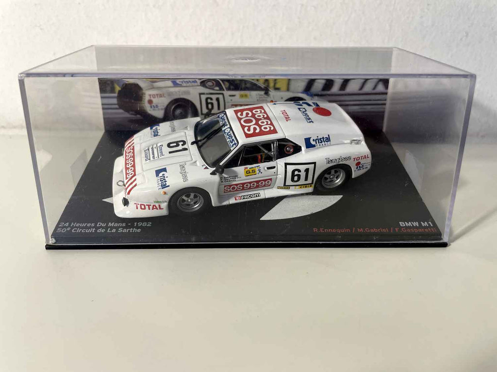 BMW M1 blanche numéro 61 - 24 heures du Mans de 1982