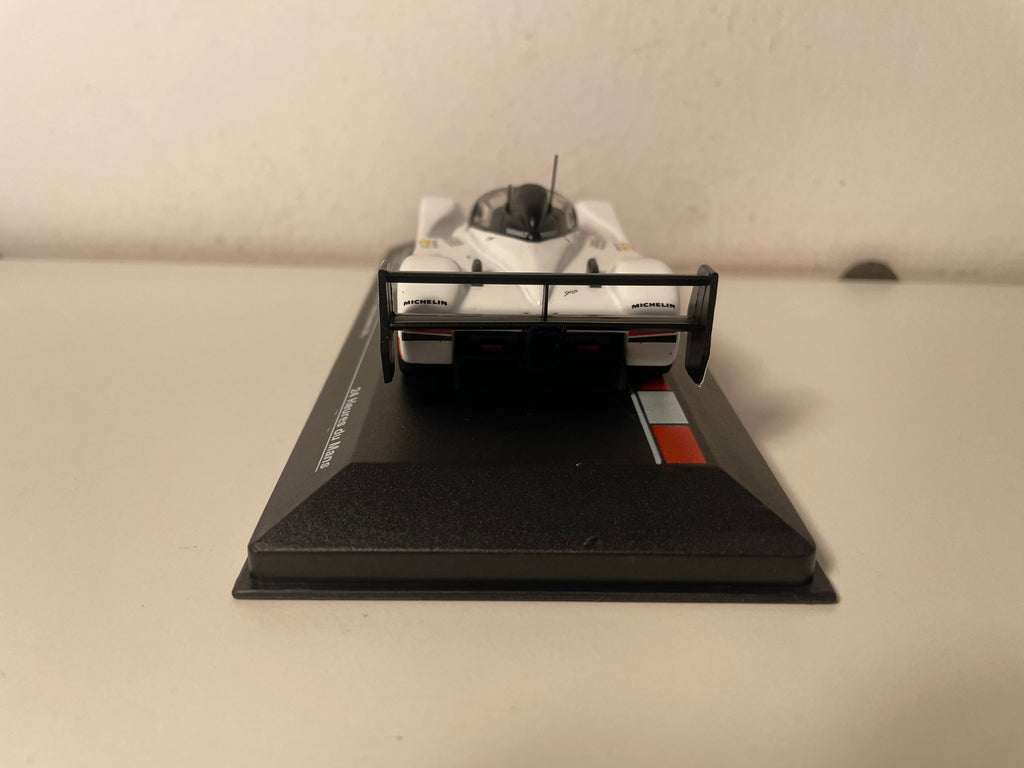 Peugeot 905 bianca numero 1 (24 ore di Le Mans 1992) - scatola in plexiglas