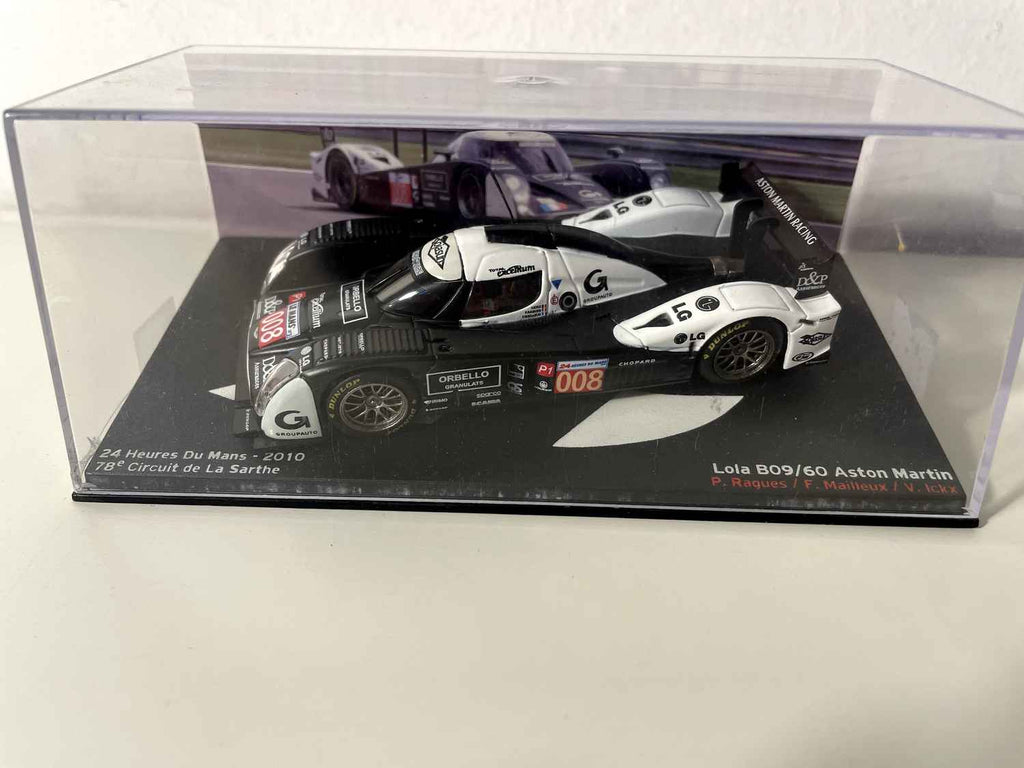 Lola B09/60 Aston Martin biało-czarna - 24 godziny Le Mans 2010