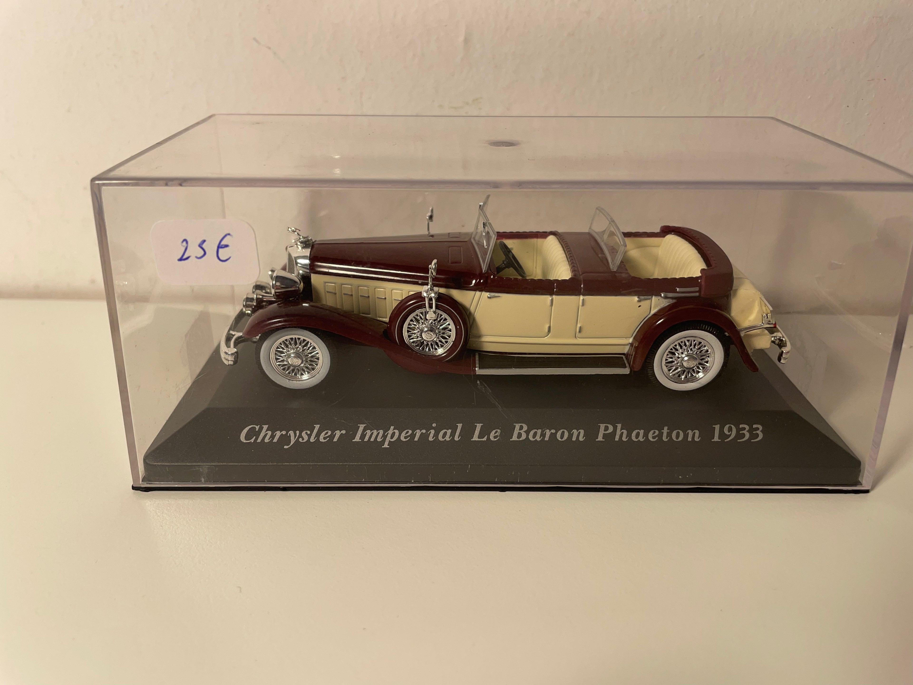 1933 Chrysler Imperial Le Baron Phaeton Burgundy and Beige (American Car)