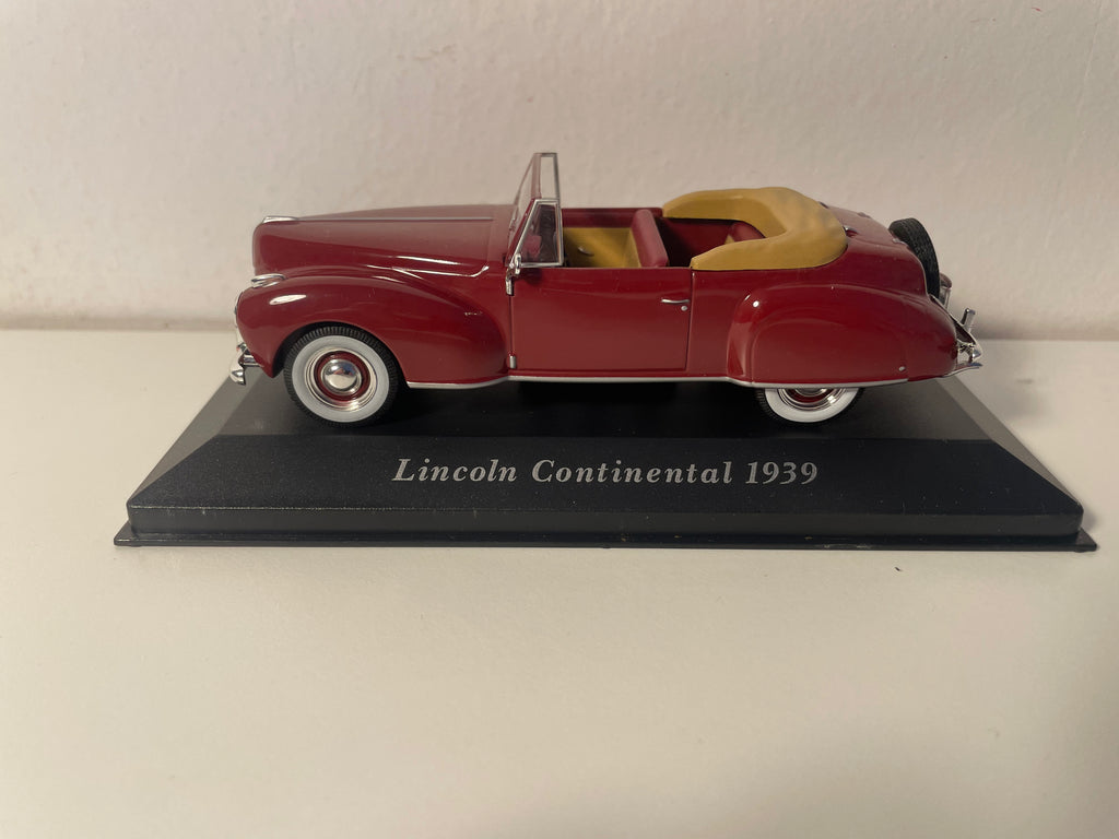 Lincoln Continental bordowy z 1939 roku (amerykański samochód)