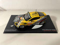 Aston Martin V8 Vantage geel en grijs nummer 92 - 24 uur van Le Mans 2010