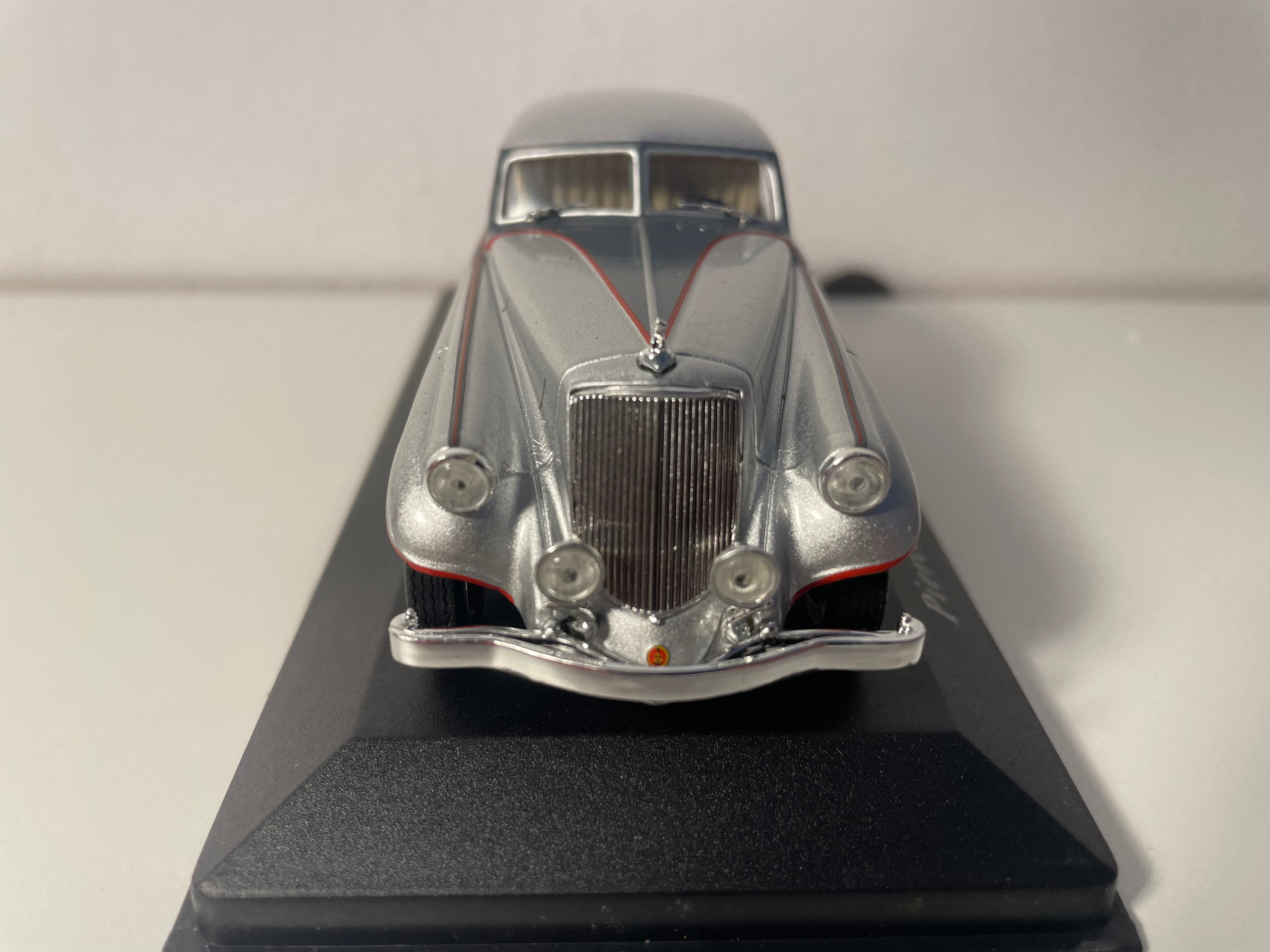 1933 Pierce Arrow Silver Arrow (American Car)