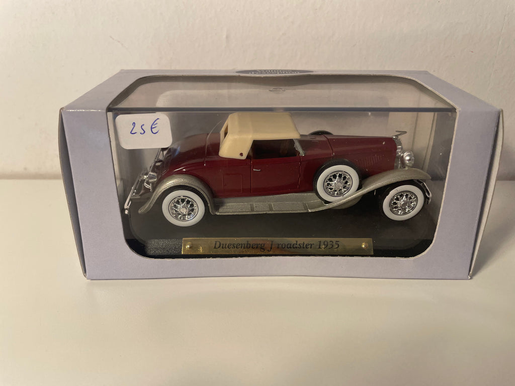 Duesenberg J Roadster bordowy z 1935 roku (samochód amerykański)