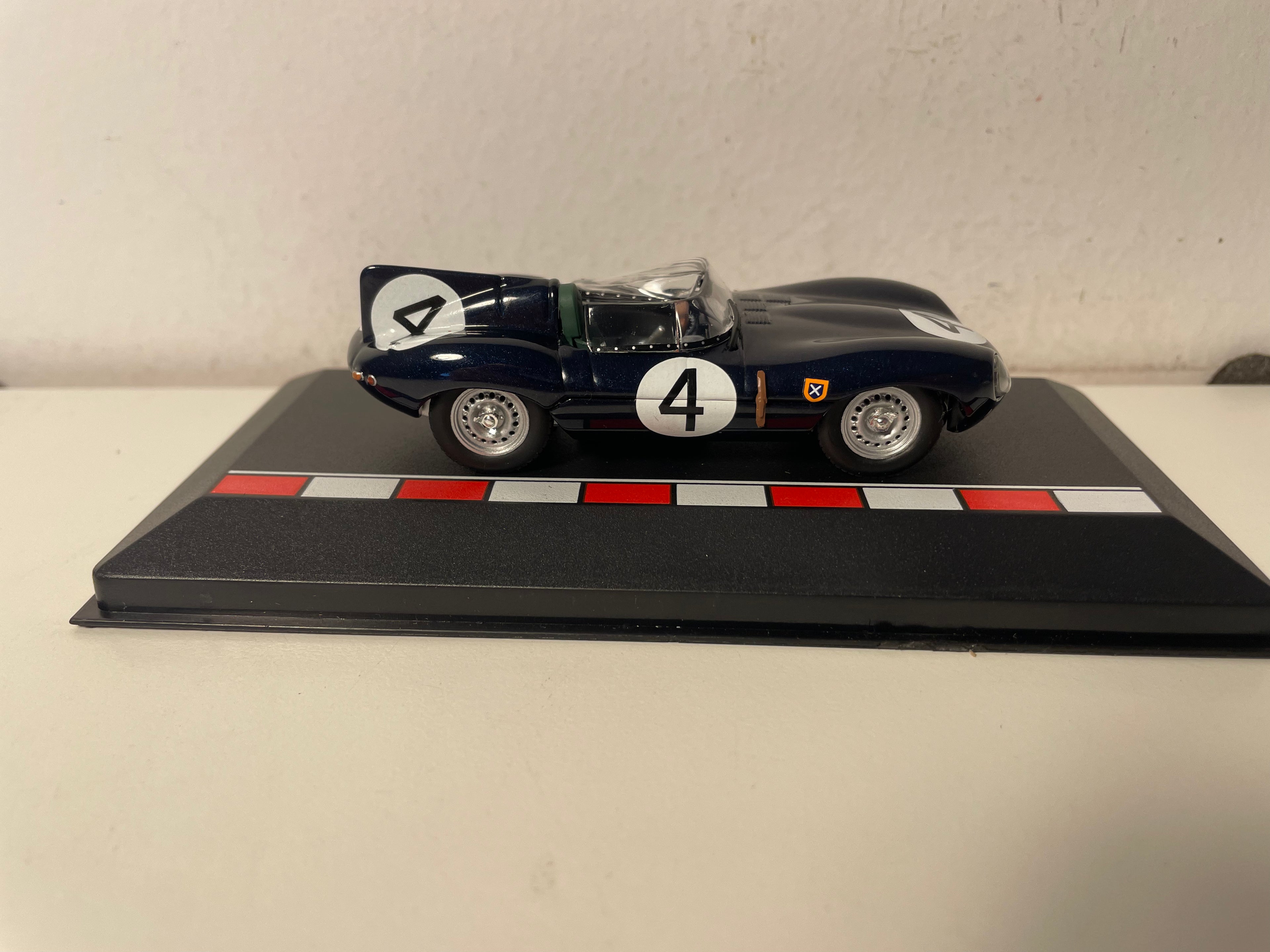 Jaguar D Dunkelblau Nr. 4 - 24 Stunden von Le Mans 1956