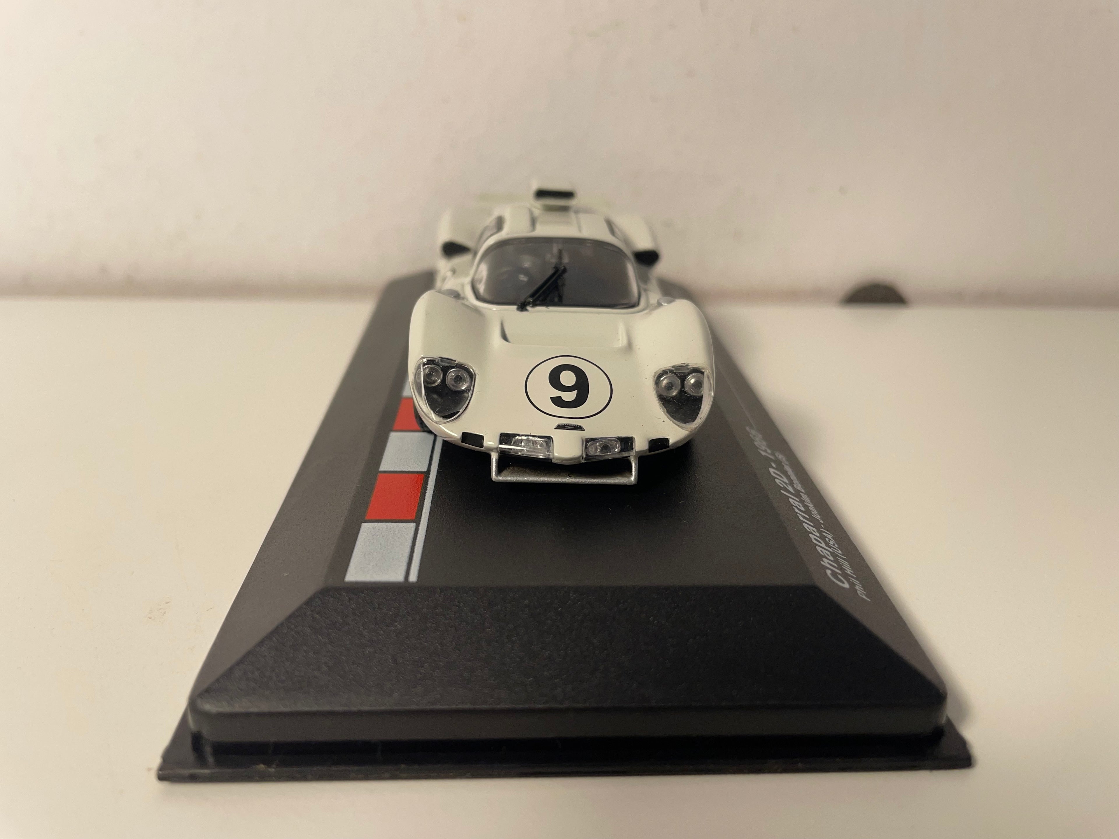 Chaparral 2D hellbeige - Nummer 9 - 24 Stunden von Le Mans 1966