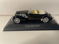 Cord 812 czarna z 1937 roku (samochód amerykański)