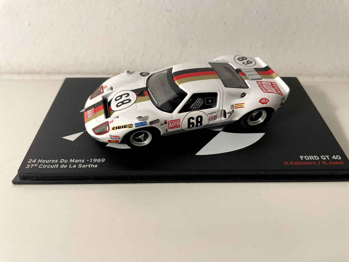 Ford GT40 witte nummer 68 - 24 uur van Le Mans 1969