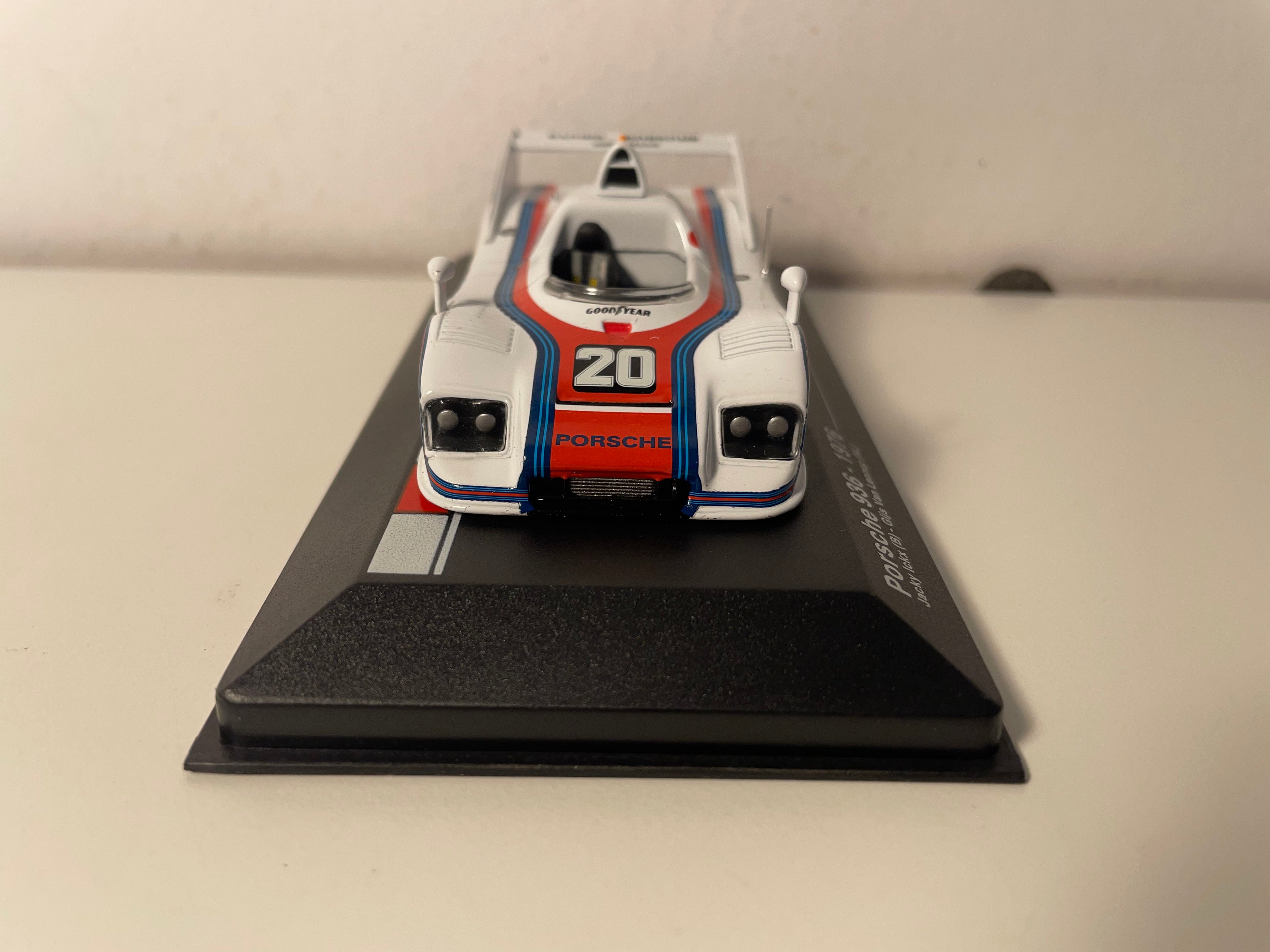 White and red Porsche 936 number 20 (1976 24 Hours of Le Mans)