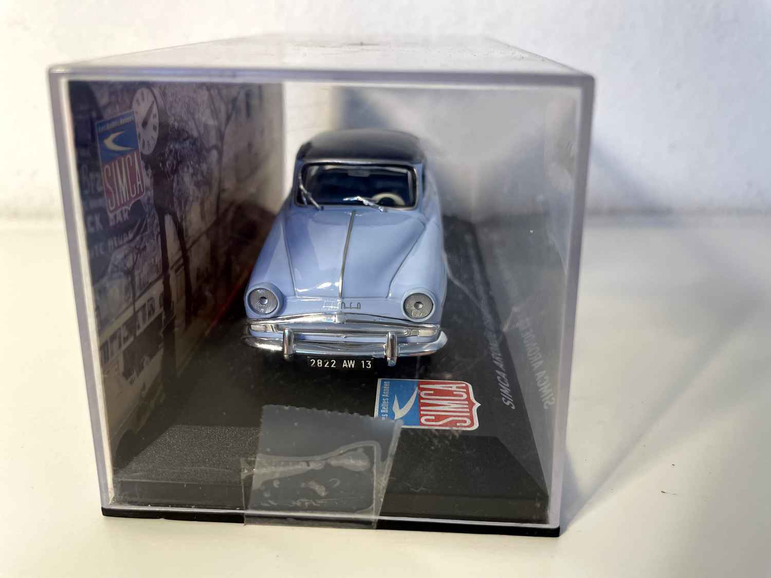 SIMCA Aronde grand large (rue de la paix) techo azul claro y azul oscuro de 1956