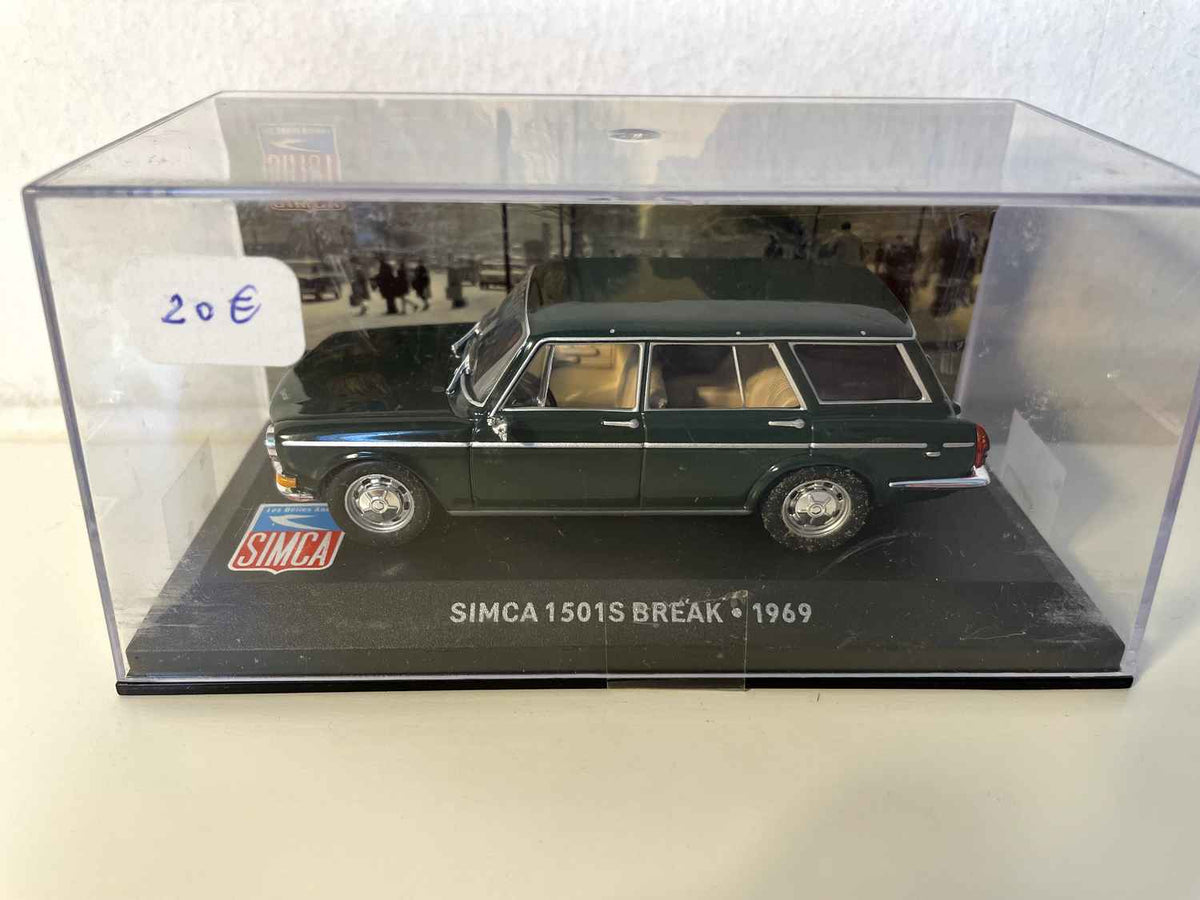 SIMCA 1501S Donkelgréng Kombi vun 1969