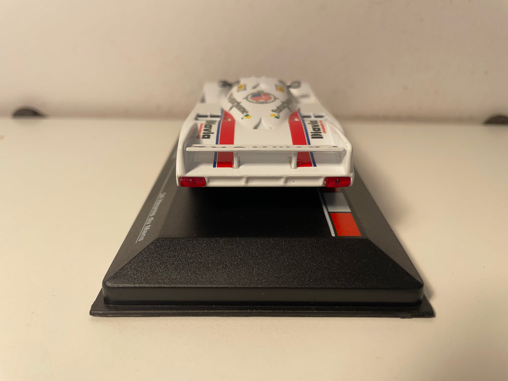 962c Weiße und rote Veranda Nummer 72 (24 Stunden von Le Mans im Jahr 1987)