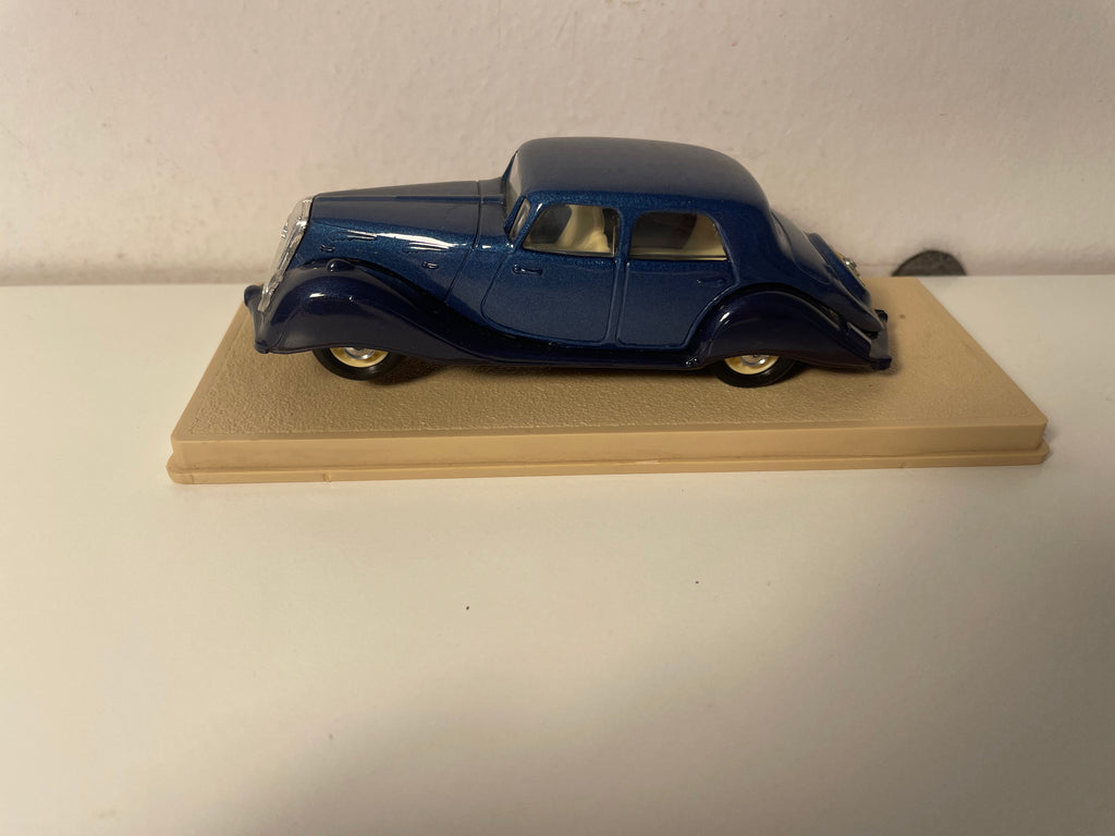 Panhard Dynamique bloo vun 1937 - ELIGOR