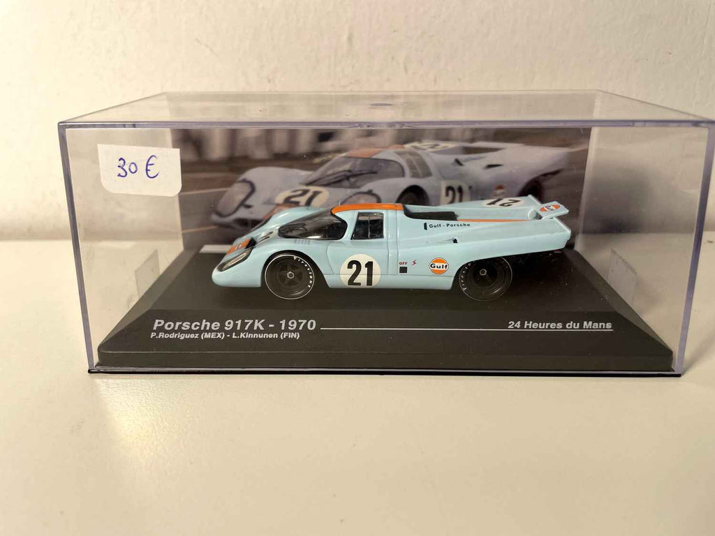 Porsche 917K orange et bleue (aux couleurs de Gulf) numéro 21 - 24 heures du Mans de 1970