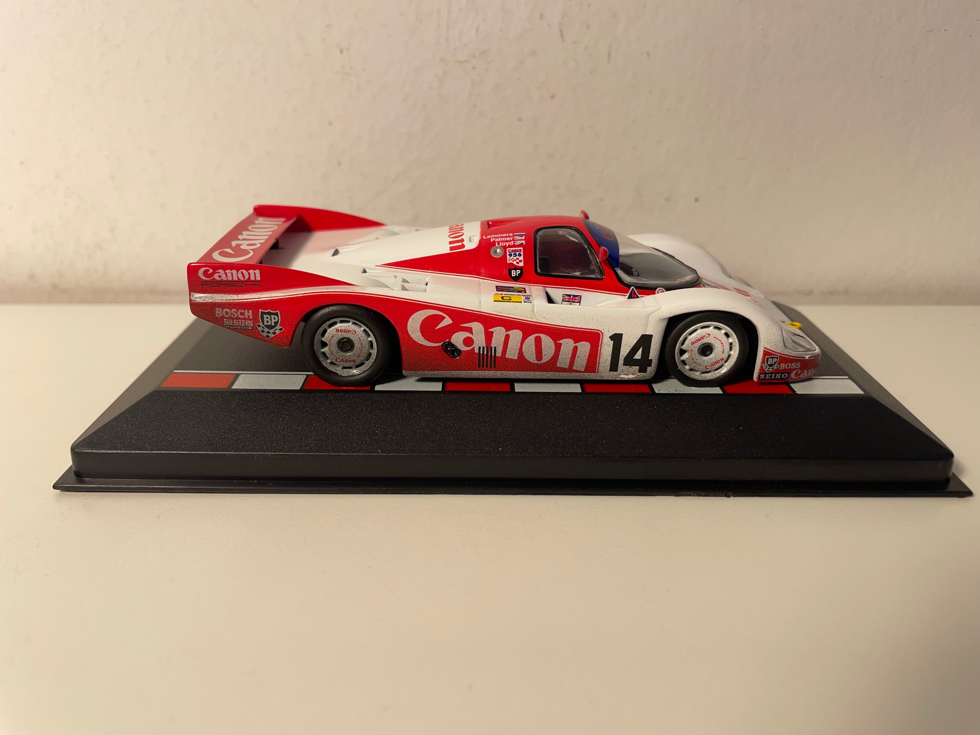 Porsche 917LH branca e vermelha número 25 - 24 Horas de Le Mans 1970
