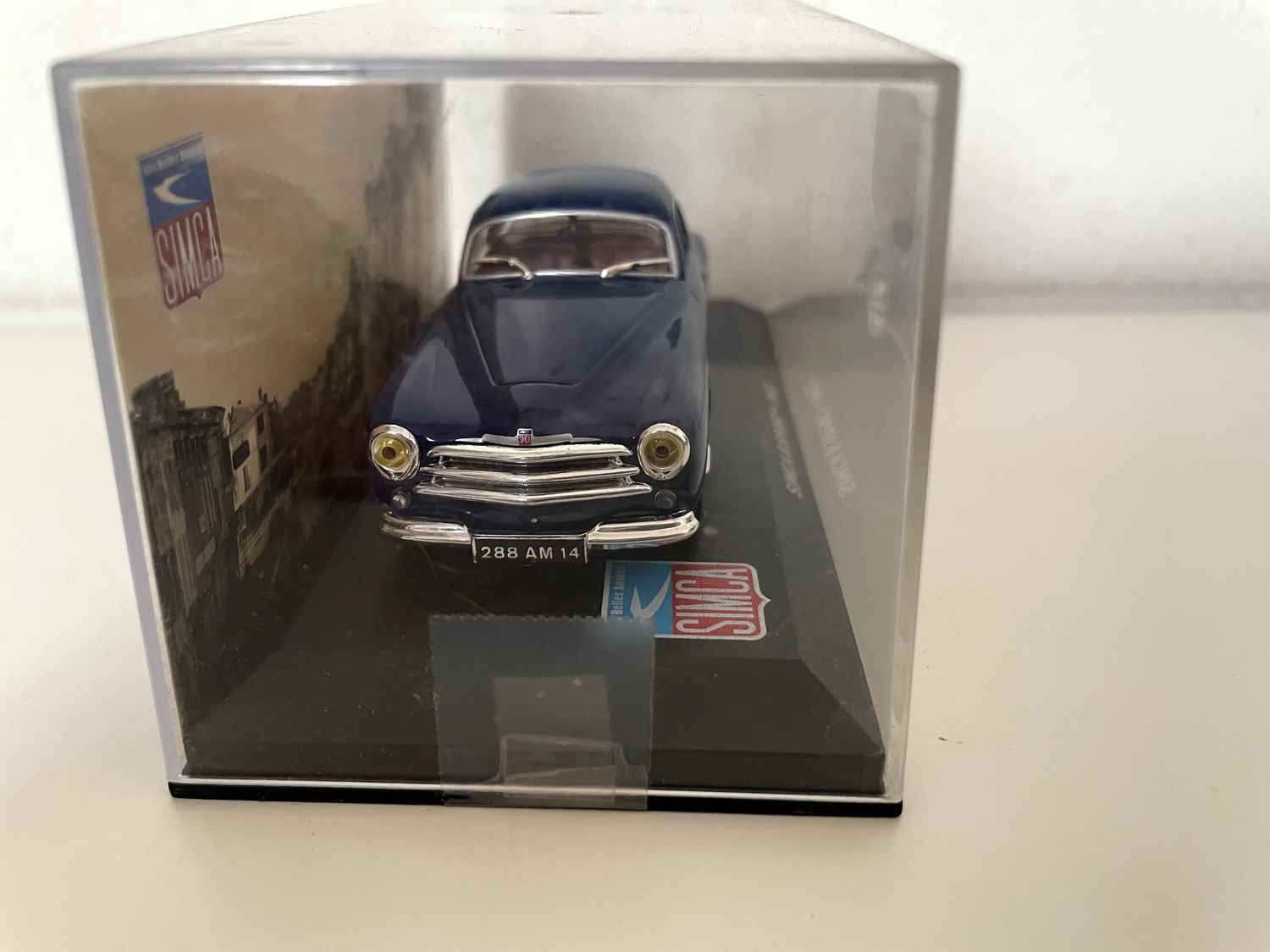 SIMCA 8 Sport azul de 1952
